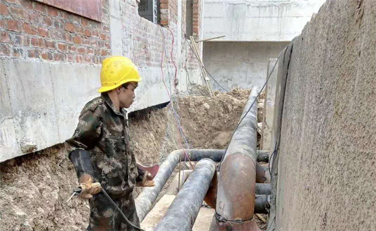 2000 DN450mm螺旋焊管，廣州內徑2500mm螺旋管，1500供水螺旋鋼管，鋼材場供水鋼管廠家