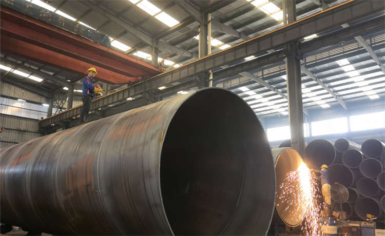 dn1500mm螺旋管，鋼材場1800mm螺旋焊管，排污水鋼管廠家，377螺旋鋼管多少錢一米